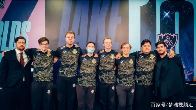 在俱乐部和 在俱乐部和