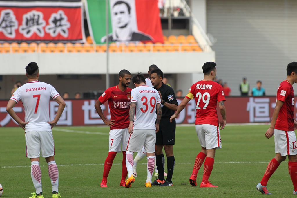 恰恰是一台 恰恰是一台