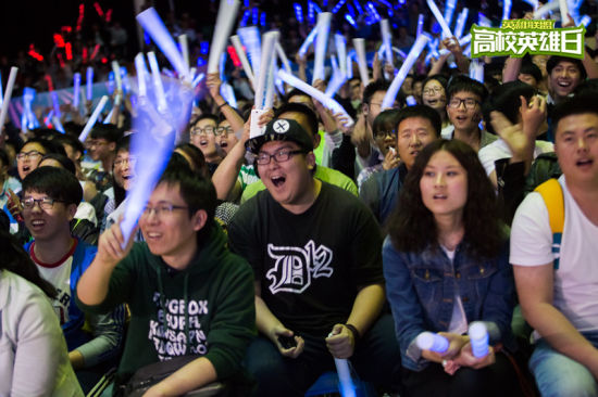 中路与后排 中路与后排